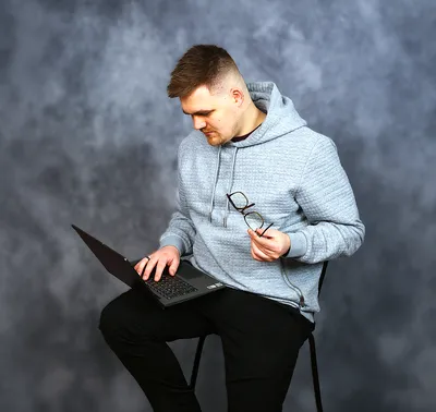Jonas bei der Arbeit